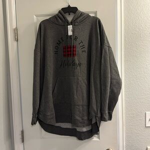 Women’s Maurice’s sweater